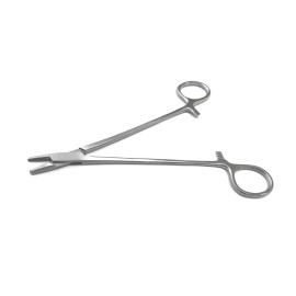 Голкотримач по M.G.H. довжина 17 см, з короткою робочою частиною і жолобком.